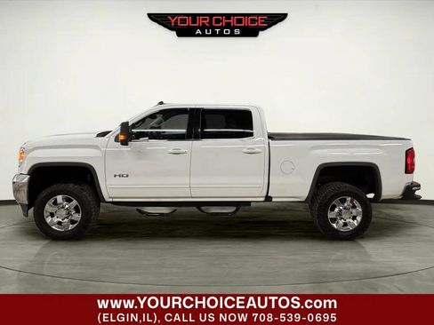 Used 2017 GMC Sierra 2500 SLE w/ HD SLE Preferred Plus Package AWD/4WD image 2