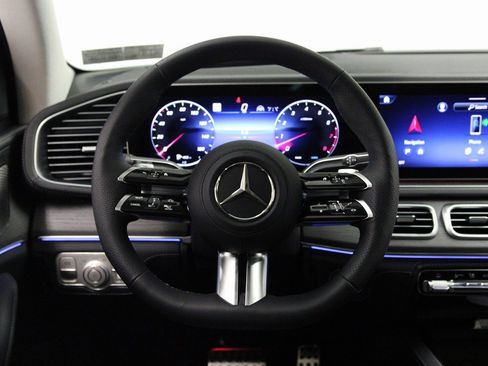New 2026 Mercedes-Benz GLS 450 4MATIC image 9