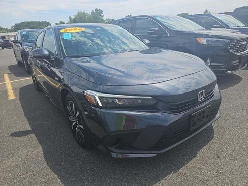 Used 2024 Honda Civic EX image 5