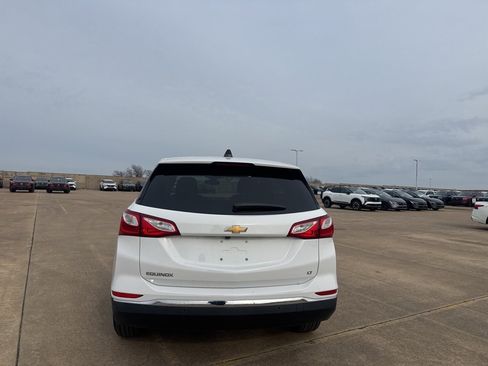 Used 2020 Chevrolet Equinox LT image 21