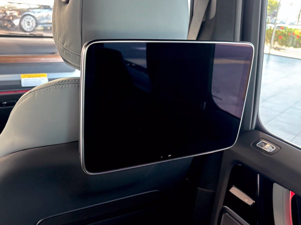 New 2027 Mercedes-Benz G 580 e image 21