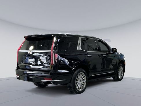 Used 2021 Cadillac Escalade Premium Luxury image 16