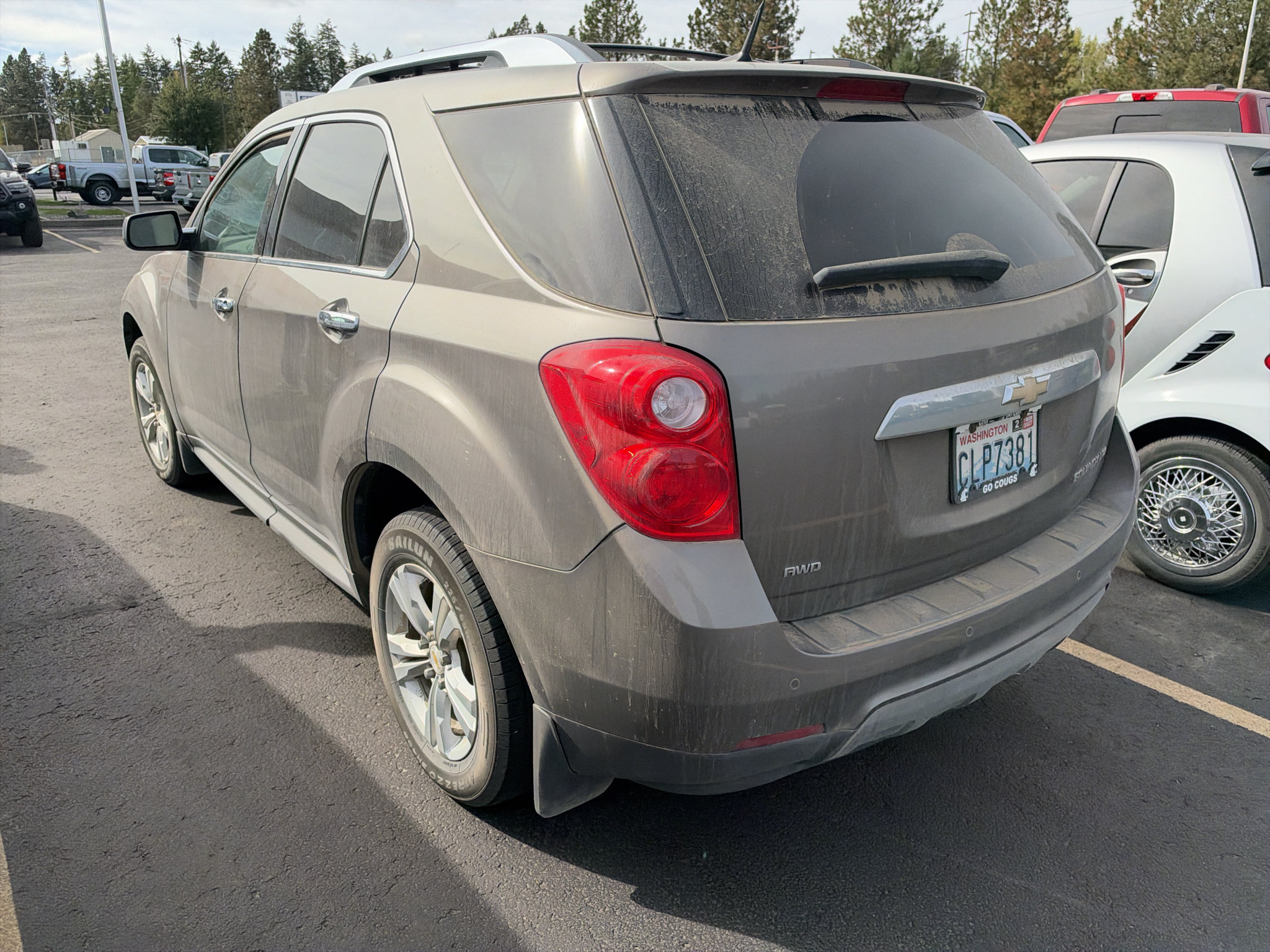 Used 2011 Chevrolet Equinox LTZ w/ LPO, Protection Package AWD/4WD image 6