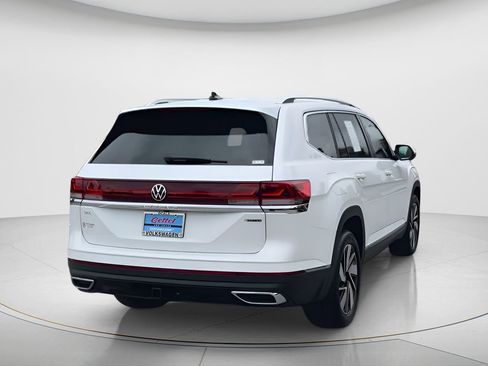 Certified 2025 Volkswagen Atlas SEL image 8