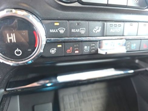 Used 2021 Ford F150 Platinum w/ Equipment Group 701A High image 33