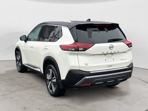 Used 2023 Nissan Rogue SL w/ SL Premium Package AWD/4WD image 3