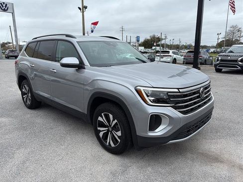 Certified 2025 Volkswagen Atlas SE AWD/4WD image 8