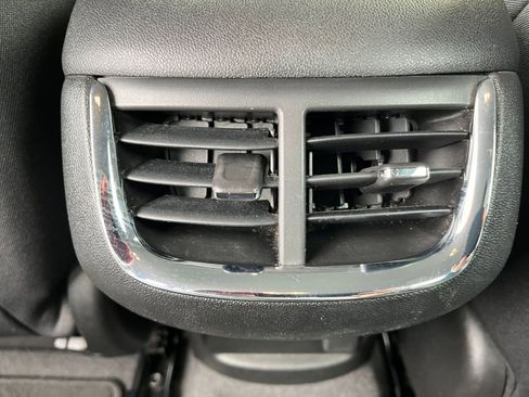 Used 2024 Chevrolet Malibu LT image 24