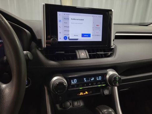 Used 2023 Toyota RAV4 XLE AWD/4WD image 14