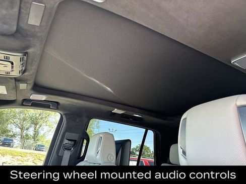 Used 2025 Cadillac Escalade V AWD/4WD image 22