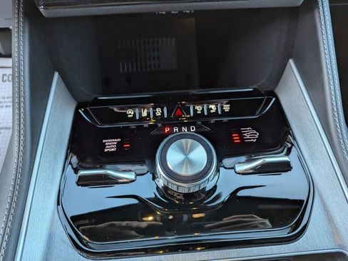 New 2026 Jeep Grand Wagoneer L Limited image 25