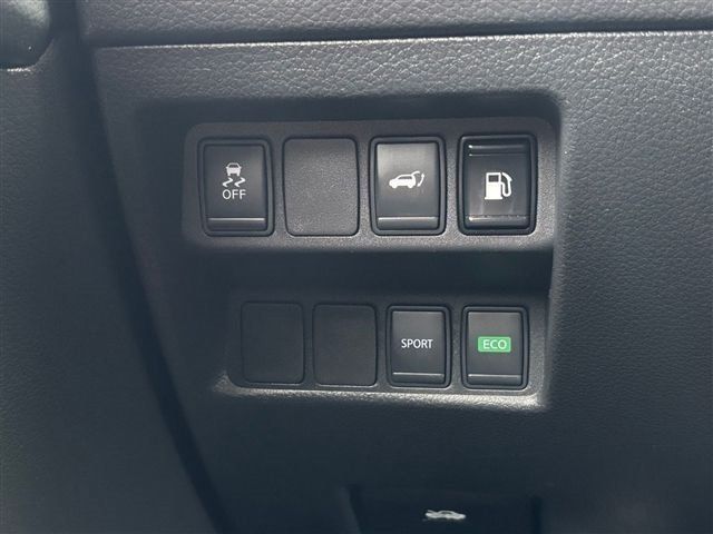 Used 2018 Nissan Rogue SV FWD image 20