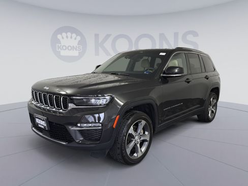 Used 2023 Jeep Grand Cherokee Limited AWD/4WD image 1