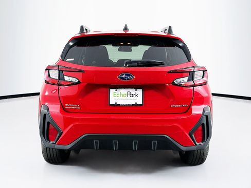 Used 2025 Subaru Crosstrek 2.5i Premium AWD/4WD image 7
