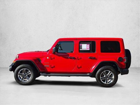 Used 2020 Jeep Wrangler Unlimited Sahara w/ Uconnect 4C Nav & Sound Group AWD/4WD image 8