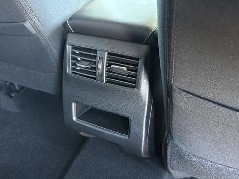 New 2026 Mitsubishi Outlander ES FWD image 24