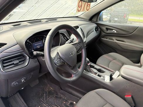 Used 2024 Chevrolet Equinox RS FWD image 10