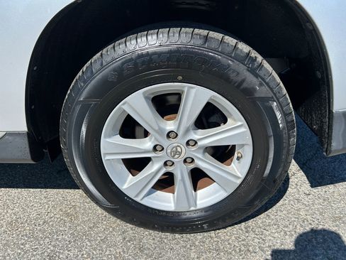 Used 2013 Toyota Highlander SE AWD/4WD image 21