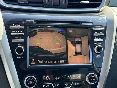 Used 2019 Nissan Murano SL image 25