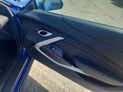 Used 2021 Chevrolet Camaro LT image 20
