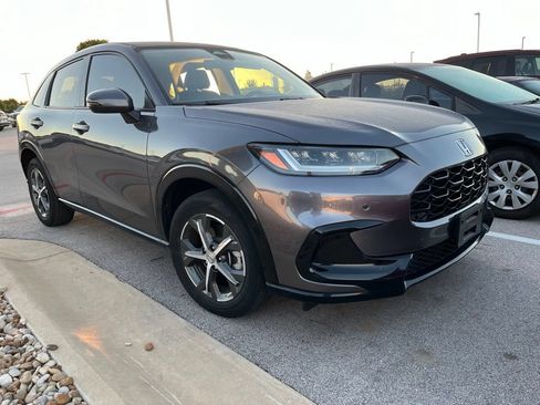 Used 2024 Honda HR-V EX-L image 2