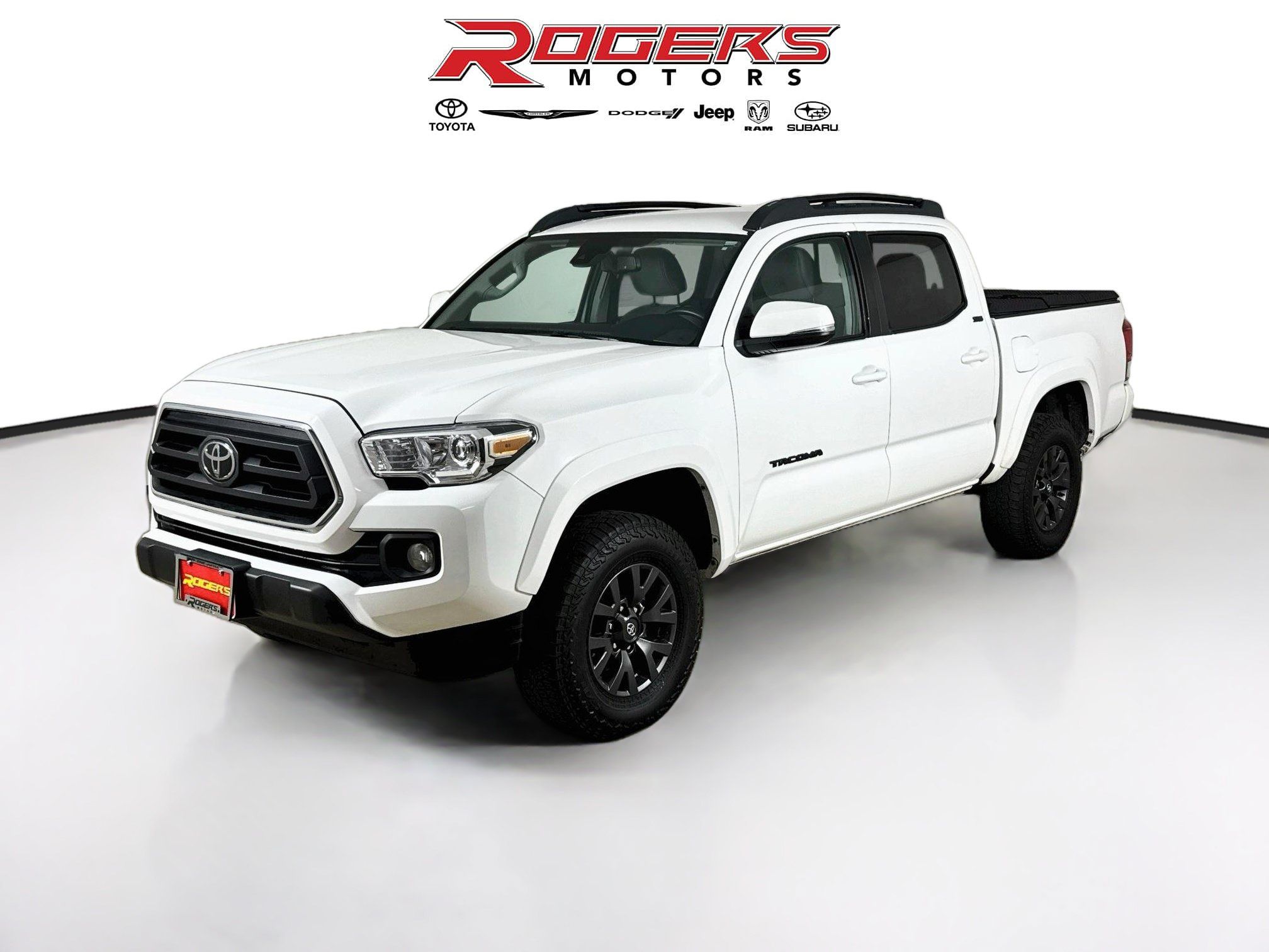 Used 2023 Toyota Tacoma SR5 w/ Technology Package AWD/4WD image 8