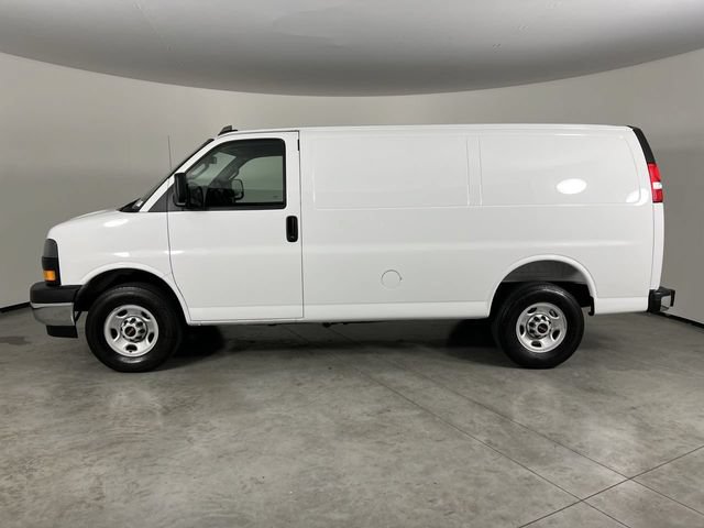 Used 2025 GMC Savana 2500 w/ Driver Convenience Package RWD image 5