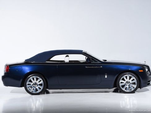 Used 2016 Rolls-Royce Dawn image 13