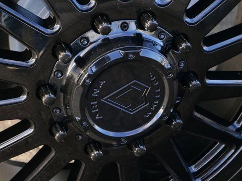 Used 2025 Ford F450 Platinum w/ FX4 Off-Road Package image 63