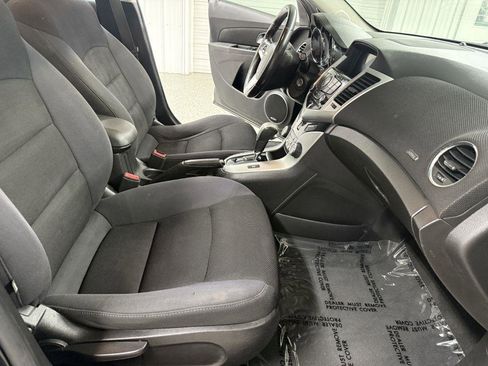 Used 2014 Chevrolet Cruze LT w/ All-Star Edition FWD image 26