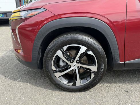 Certified 2024 Chevrolet Trax RS w/ Sunroof Package FWD image 10