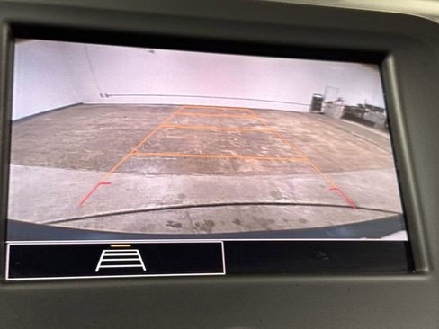Used 2024 Chevrolet Equinox LT FWD image 15