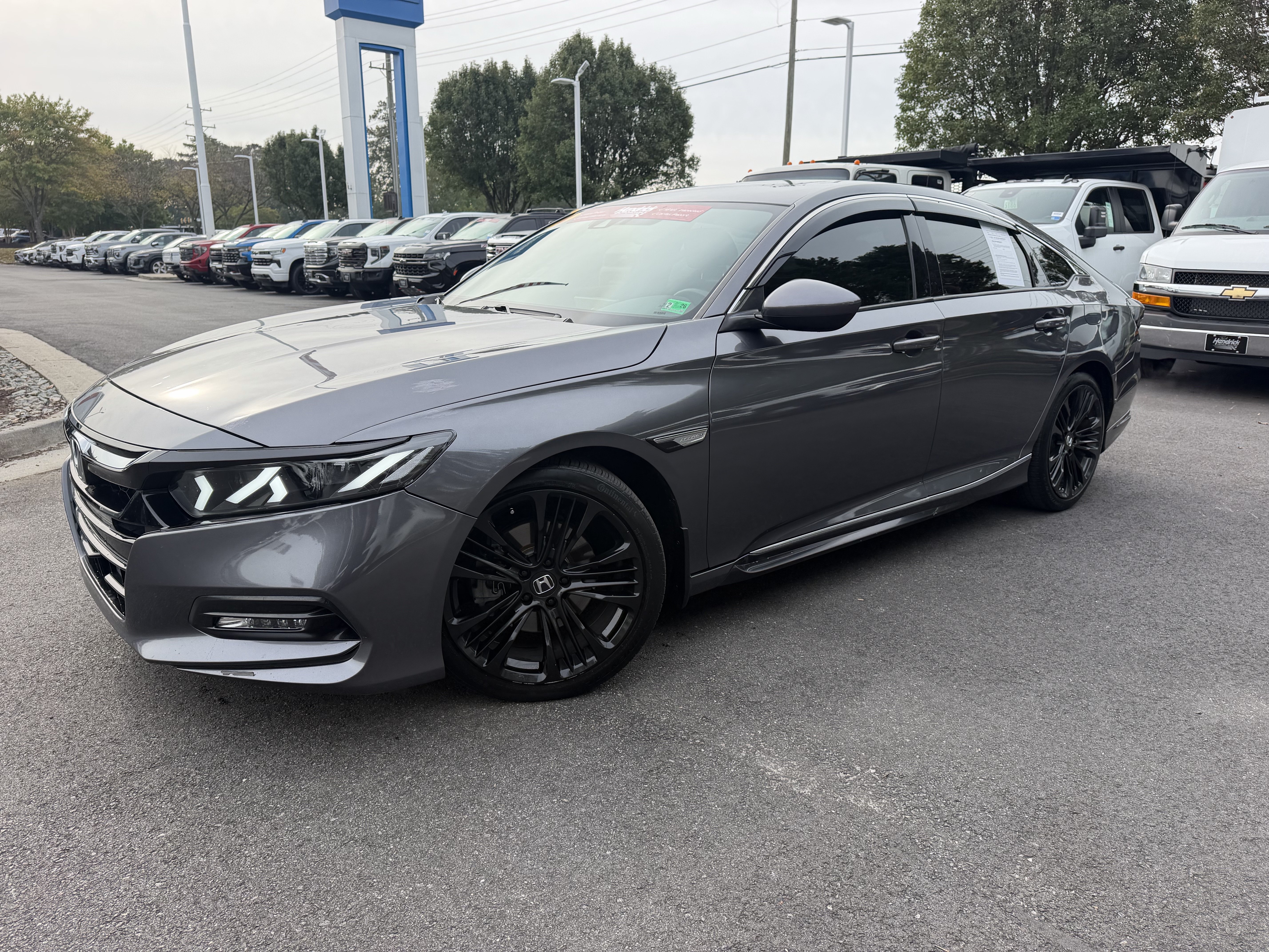 Used 2018 Honda Accord Sport image 5