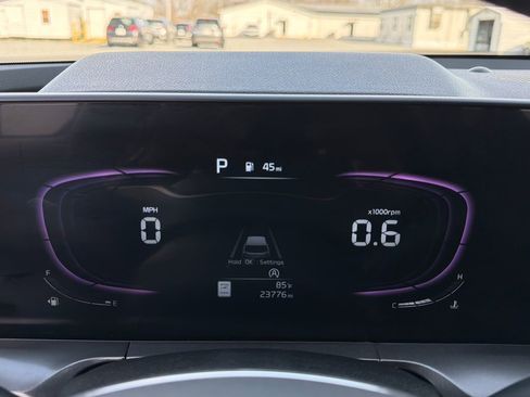 Used 2024 Kia Telluride LX image 23