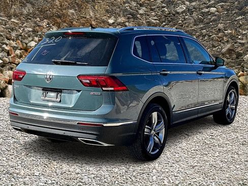 Used 2021 Volkswagen Tiguan SEL image 2
