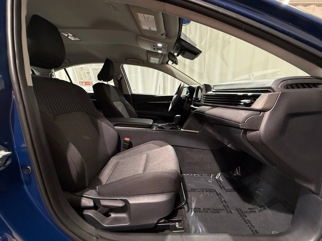 Used 2026 Toyota Camry LE FWD image 19