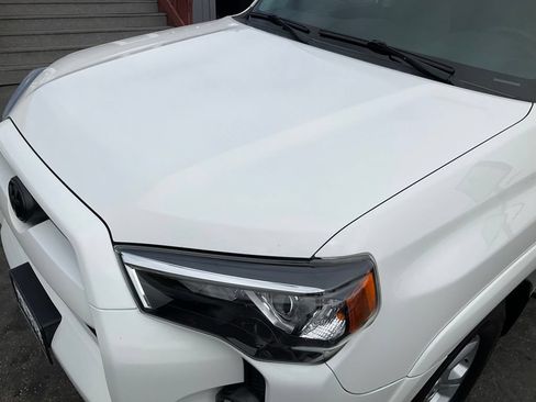 Used 2019 Toyota 4Runner SR5 Premium AWD/4WD image 95