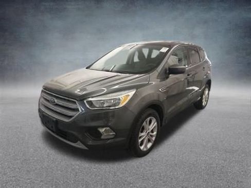 Used 2019 Ford Escape SE image 40