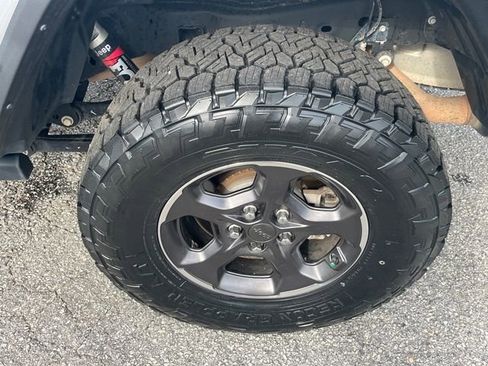 Used 2020 Jeep Gladiator Rubicon image 23