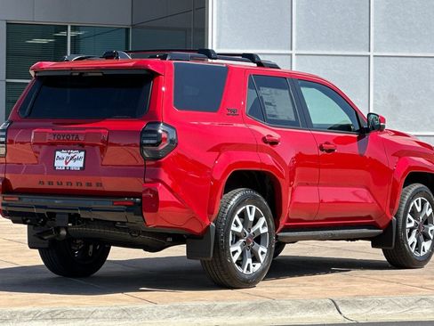 New 2026 Toyota 4Runner TRD Sport Premium AWD/4WD image 4