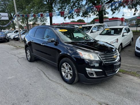 Used 2016 Chevrolet Traverse LT AWD/4WD image 1