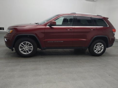 Used 2018 Jeep Grand Cherokee Laredo image 2