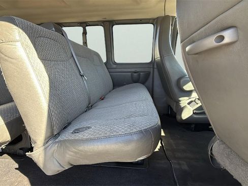 Used 2019 Chevrolet Express 3500 LT w/ LT Preferred Equipment Group image 28