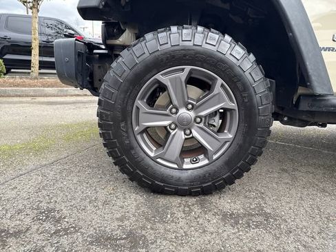 Used 2017 Jeep Wrangler Rubicon image 27