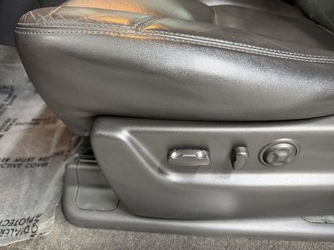 Used 2012 GMC Yukon XL Denali image 14