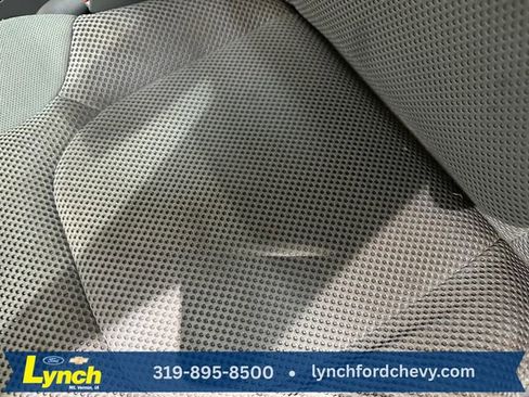 Used 2014 Nissan Frontier SV image 6