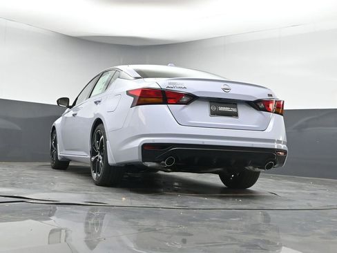 New 2025 Nissan Altima 2.5 SR image 27