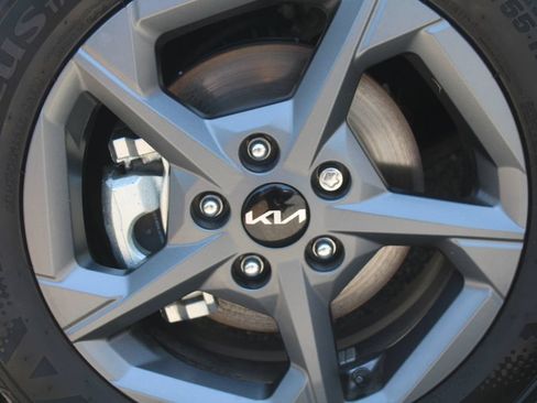 Used 2025 Kia K4 FWD image 17