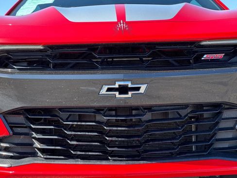 Used 2019 Chevrolet Camaro SS image 32