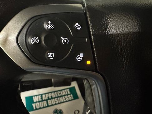 Used 2018 Chevrolet Tahoe LT image 17